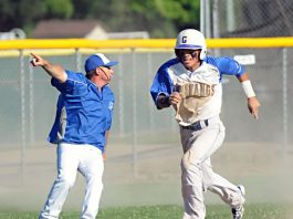 Prep Baseball: Lemberger’s walk-off lifts Mustangs past Salinas, into playoffs