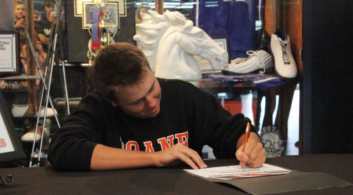 Prep Baseball: Gilroy-native Whitehouse inks with Doane