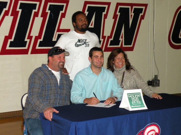 JUCO Football: Gavilan’s Pirnik overcomes injury, signs with Montana Tech