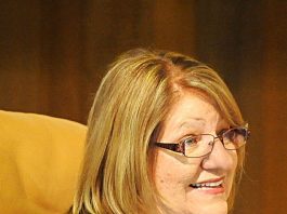 Councilwoman questions city’s vehicle purchases