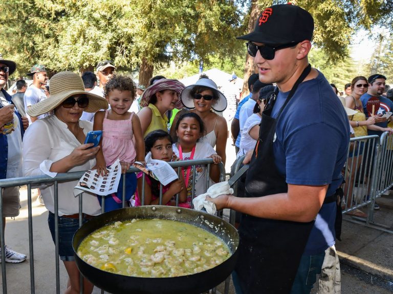 Gilroy Garlic Festival photog marks 33rd year