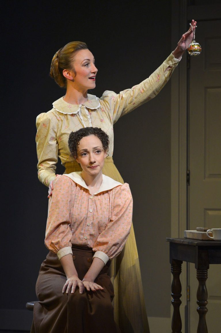 Curtain Up: ‘Triangle’—a romantic tragedy