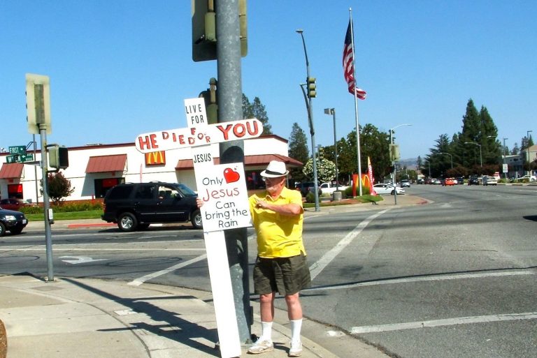 Street preacher gives Gilroy free speech sermon