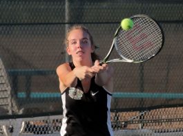 Prep tennis: No. 3 dubs lift Cougars to win over Balers