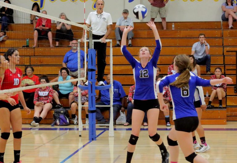 Prep Volleyball: North Salinas tops Gilroy 3-0