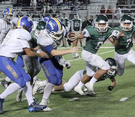 Gilroy overcomes early adversity, wins in dramatic fashion