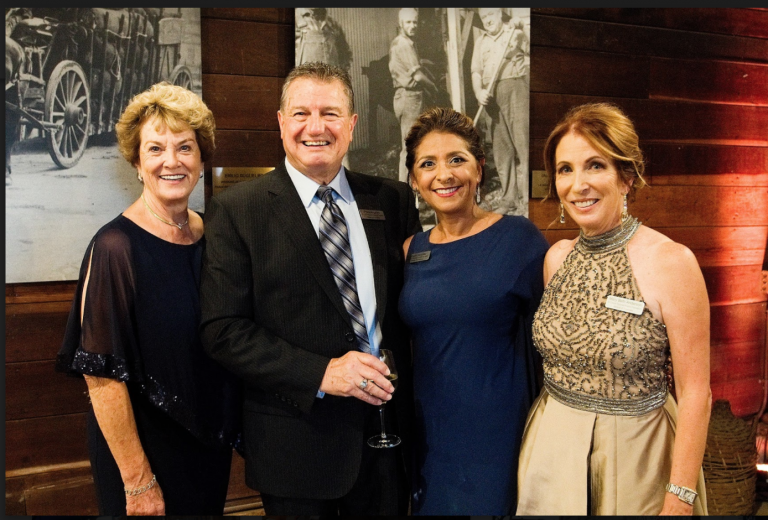 First Harvest Moon Ball brought out glitterati