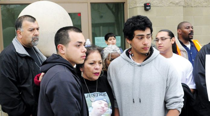 Family says officers beat man before he died