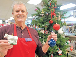 Rocca’s Market busy with meat orders as Christmas nears