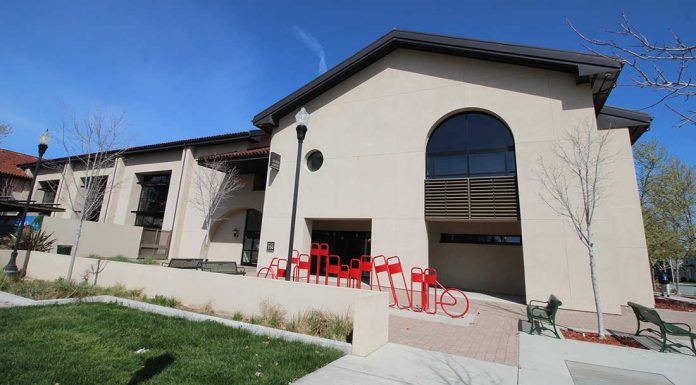 gilroy library west sixth street