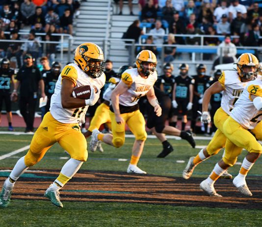 Live Oak, Christopher football teams involved in another nail-biter