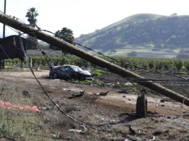 Highway 101 reopens in Gilroy after utility pole crash highway 101 mesa road crash highway 25