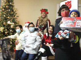 salvation army of gilroy fred tovar santa claus nayeli mercado christmas