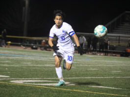 Jefferson Cruz plays only one way, and that’s all out