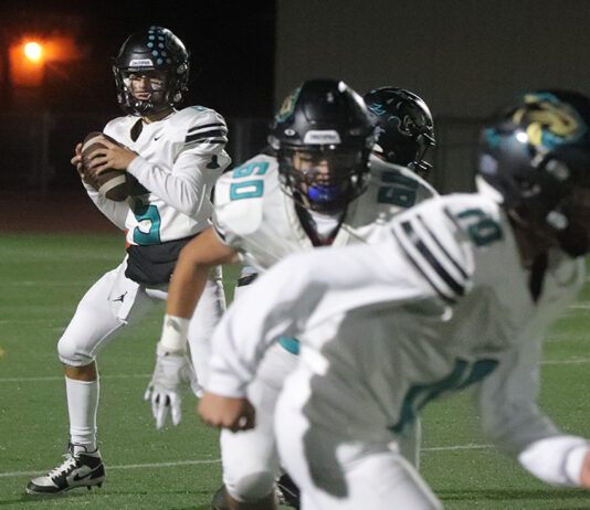 Christopher, Gilroy football players suit up one last time in Central Coast All-Star Game