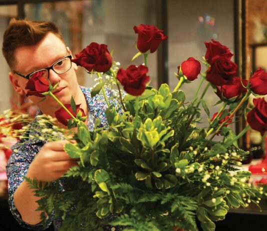 thomas anthony expressions floral valentine's day rose arrangement