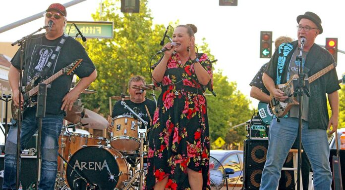downtown live gilroy arena