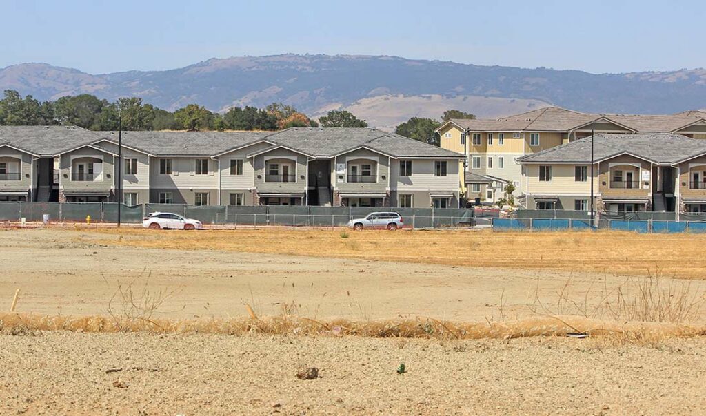 glen loma ranch apartments miller avenue