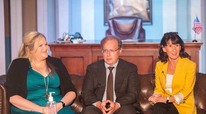 the outsider limelight south valley civic theatre christy wright peter mandel lisa serra