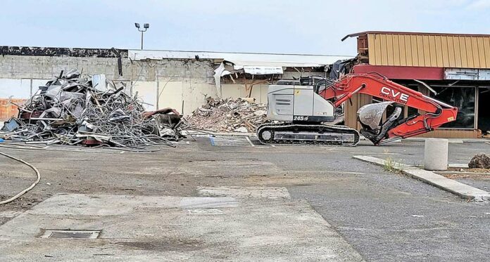 chestnut square demolition east tenth chestnut street