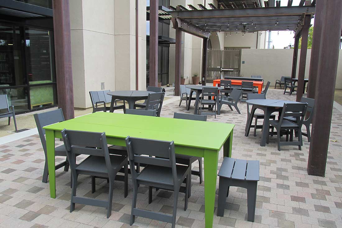 Gilroy Library celebrates 10th anniversary of Sixth Street spot