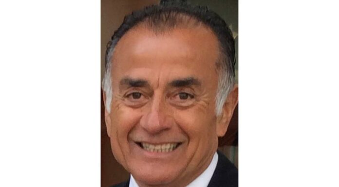 Ernesto Olivares