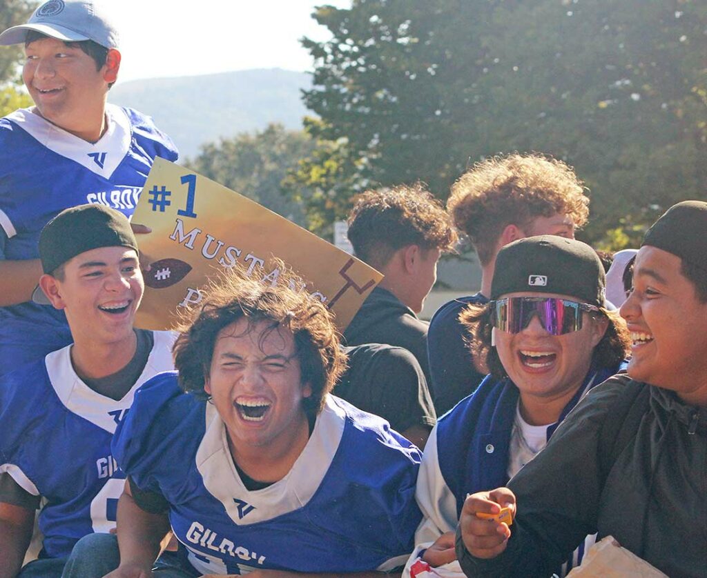 gilroy high school homecoming parade football