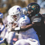 Image for display with article titled Christopher uses dominant defense and big plays on offense to beat Gilroy in Severance Bowl