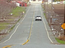 Officials issue new evacuation warnings in South Santa Clara County castro valley road