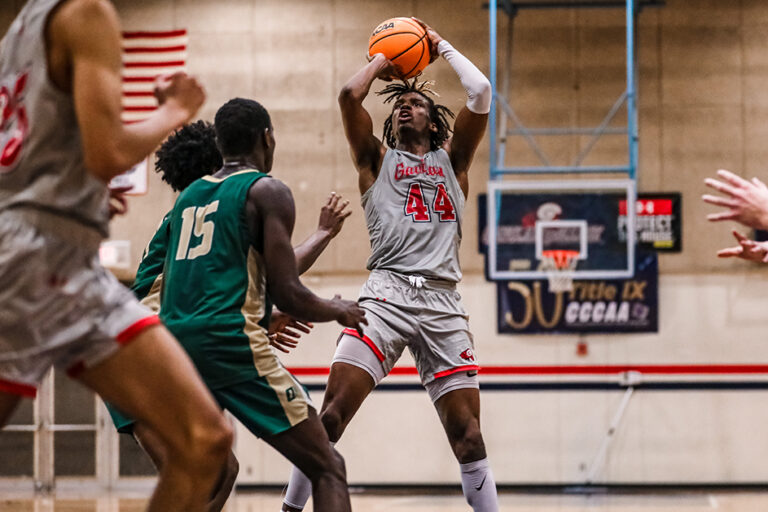 Gavilan College men's basketball team poised to finish strong and ...