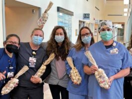 PHOTO: A gift of garlic