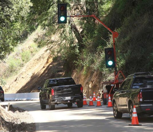highway 152 reopen landslide
