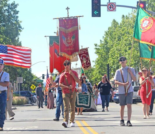 I.F.D.E.S. Portuguese Hall of Gilroy holy ghost parade