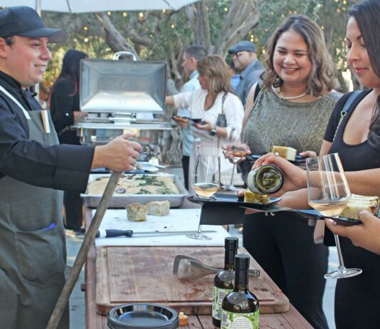 kneaded culinary academy pop a cork mohi wine
