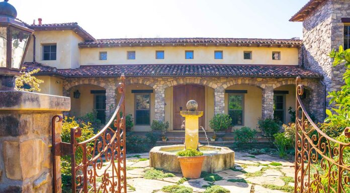 Home Garden Tour & Boutique