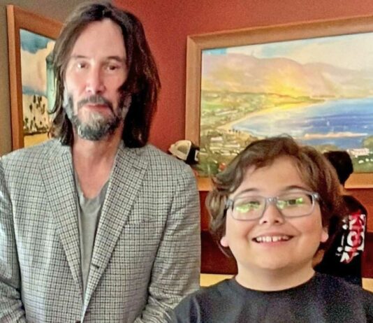 keanu reeves gilroy habit burger grill