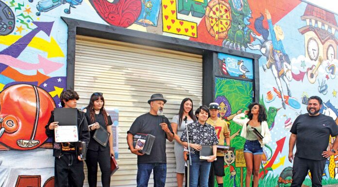 downtown gilroy railroad alley mural