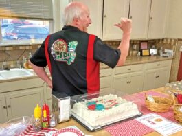 rod pintello comedy theater pumpboys and dinettes