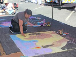 downtown gilroy chalk fest manos
