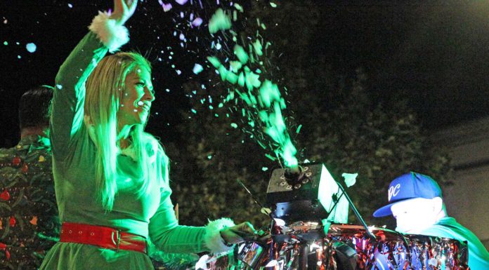 downtown gilroy holiday festival parade