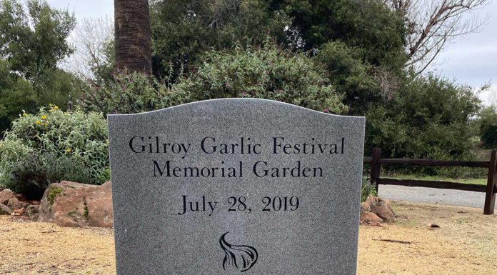 gilroy garlic festival memorial garden christmas hill park