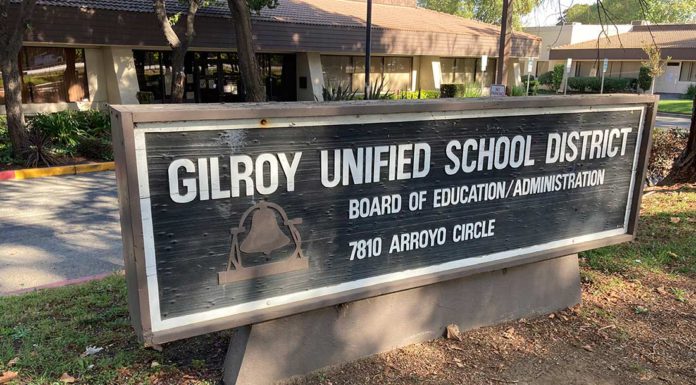 gilroy unified school district administration building camino arroyo