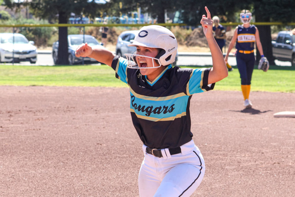 Image for display with article titled Cougar Softball Reaches Unprecedented Heights