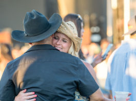 Country music fans flock to Morgan Hill festival