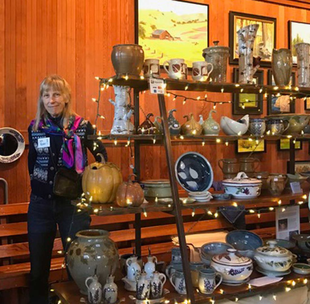 Image for display with article titled Local Scene: Gilroy Club Offering $75k in Grants