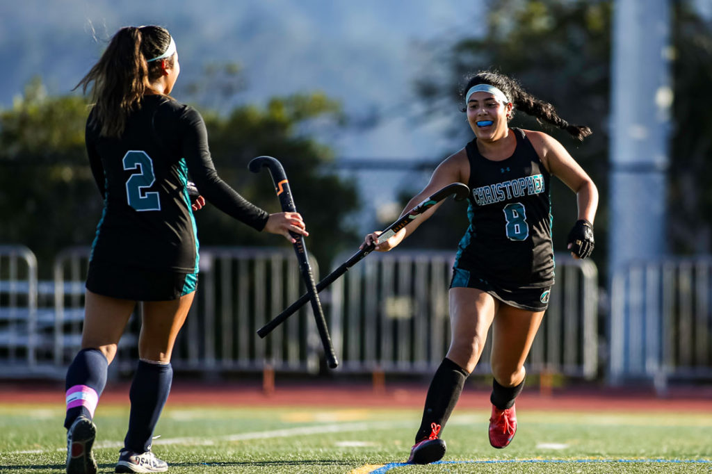 Image for display with article titled Cougars Field Hockey Starts Another Fine Season