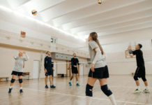 How grassroots activities are influenced by national sports