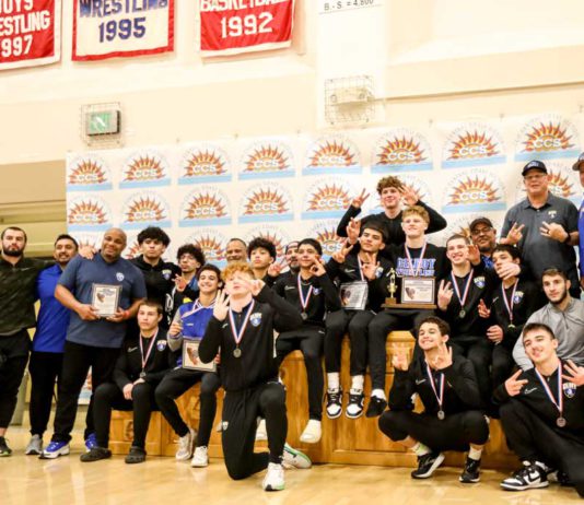 Gilroy boys win five state wrestling titles