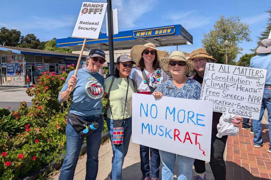 Image for display with article titled Hundreds in South County Tell Trump, Musk ‘Hands Off!’
