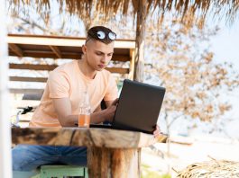 Why Californians Are Logging In from Nevada Californians log in from Nevada